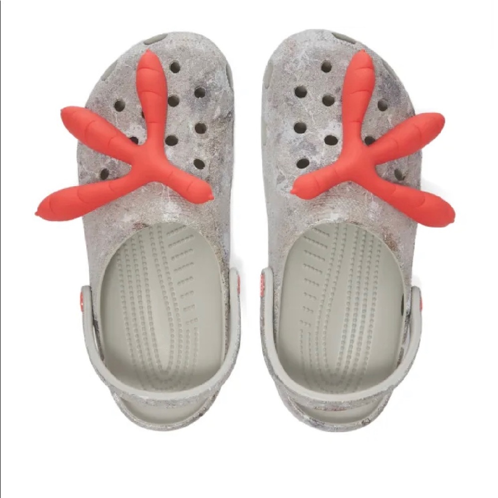 CROCS X JEFF STAPLE CLASSIC CLOG
GREY